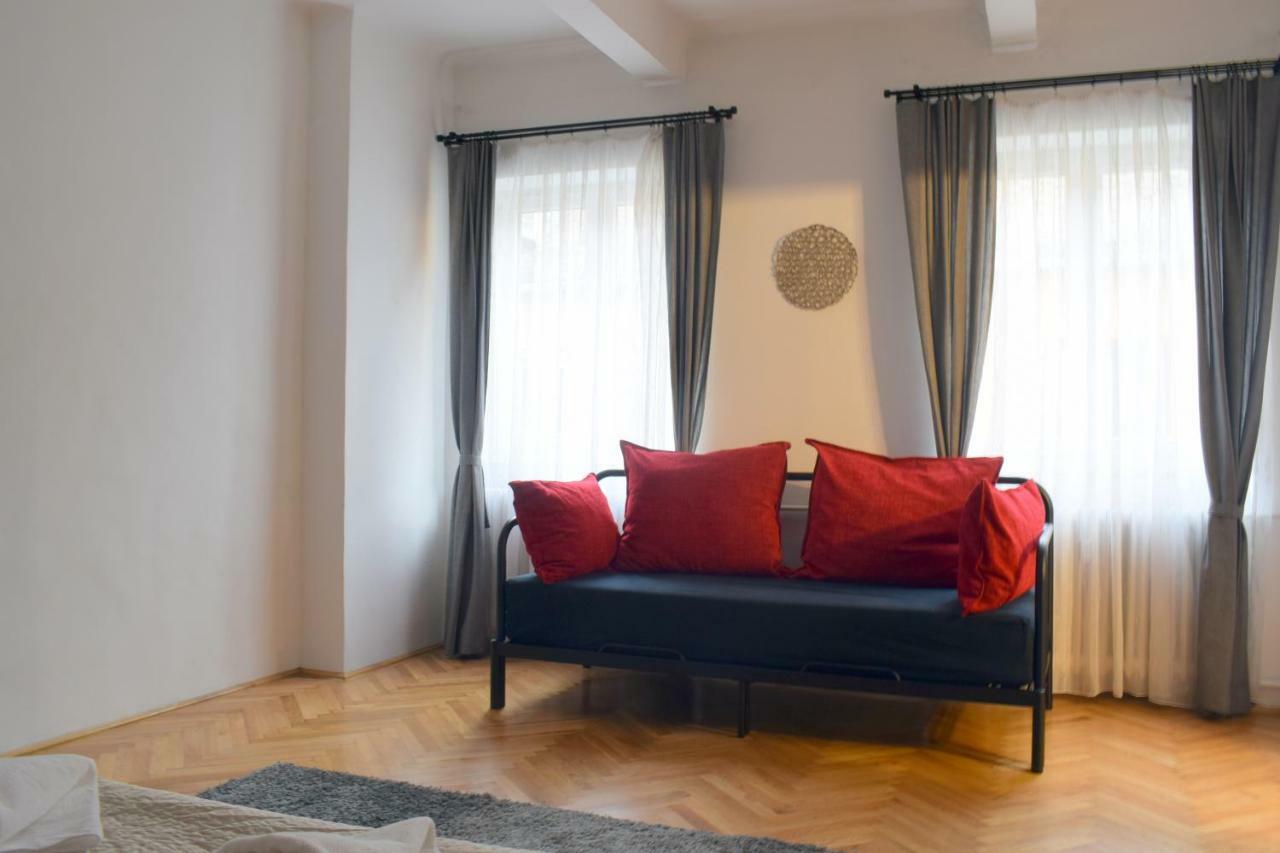 Diamond Astoria Apartments Boedapest Buitenkant foto