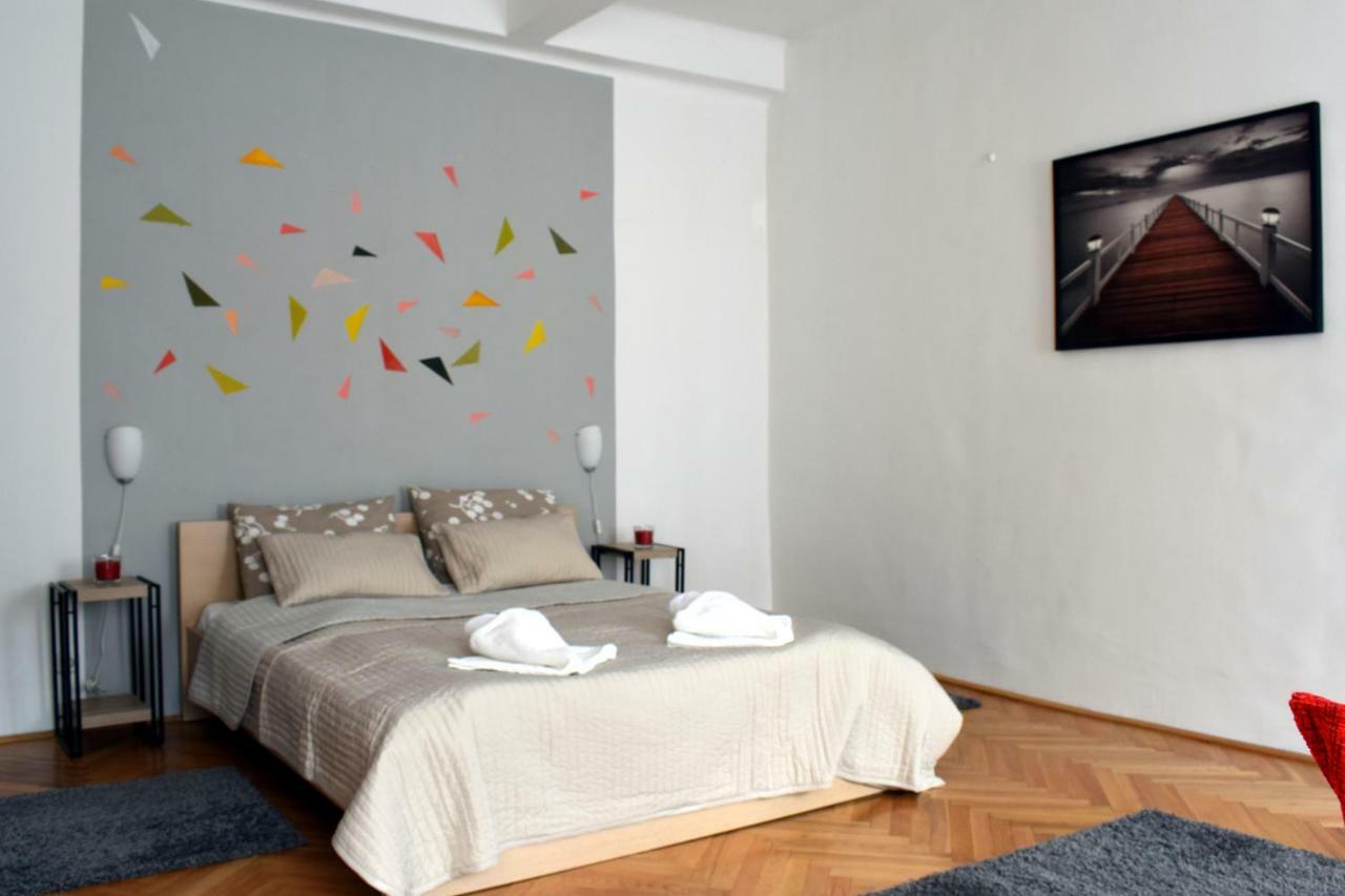 Diamond Astoria Apartments Boedapest Buitenkant foto
