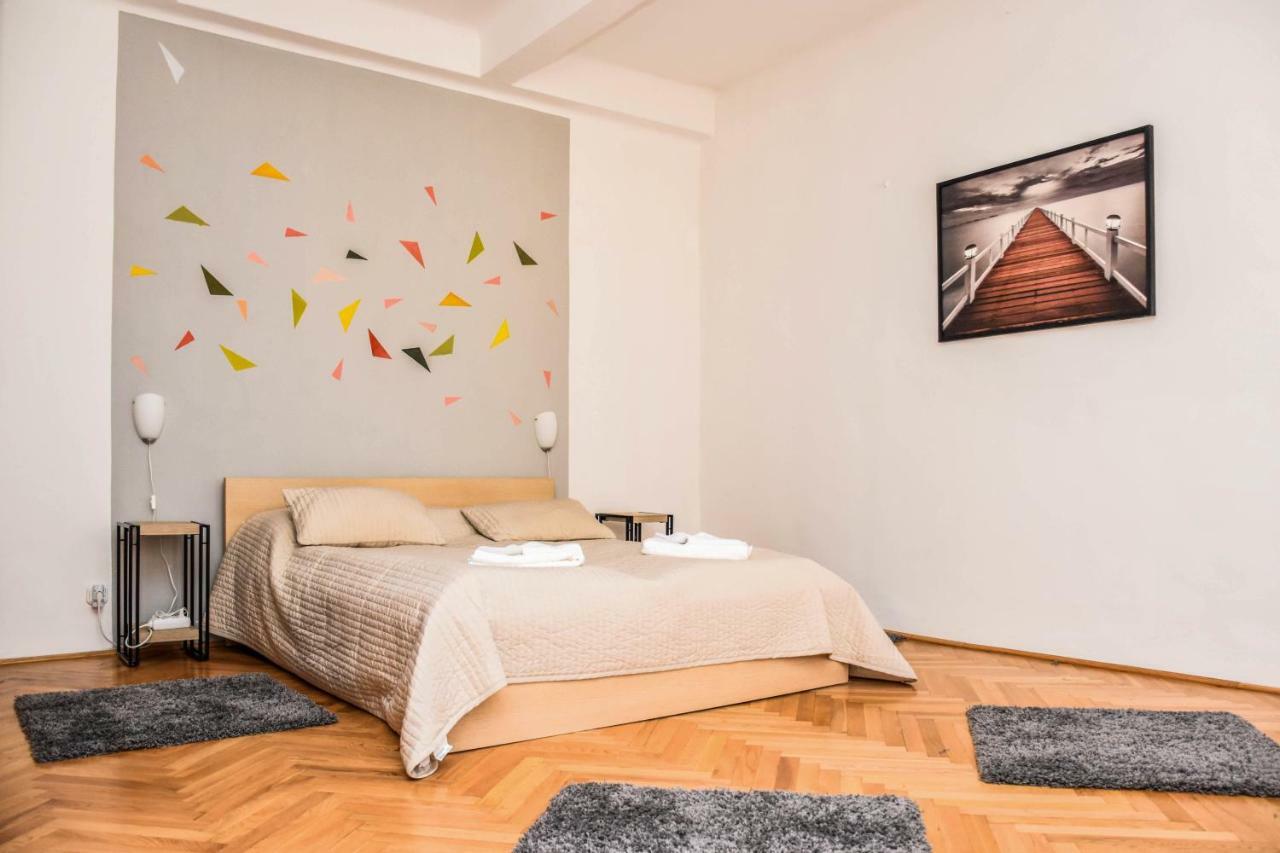Diamond Astoria Apartments Boedapest Buitenkant foto