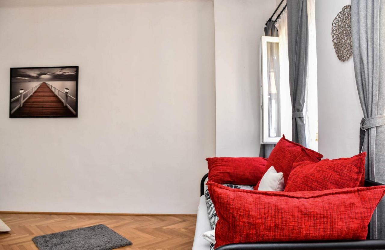 Diamond Astoria Apartments Boedapest Buitenkant foto