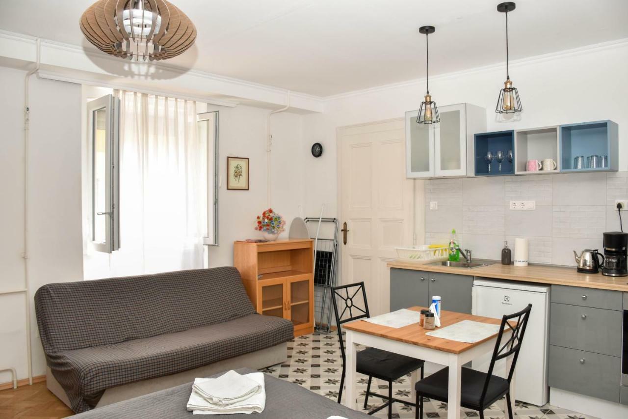Diamond Astoria Apartments Boedapest Buitenkant foto